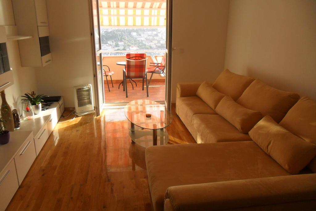 Rooms Anela With Large Common Tarrace And Beautiful Sea View Дубровник Номер фото